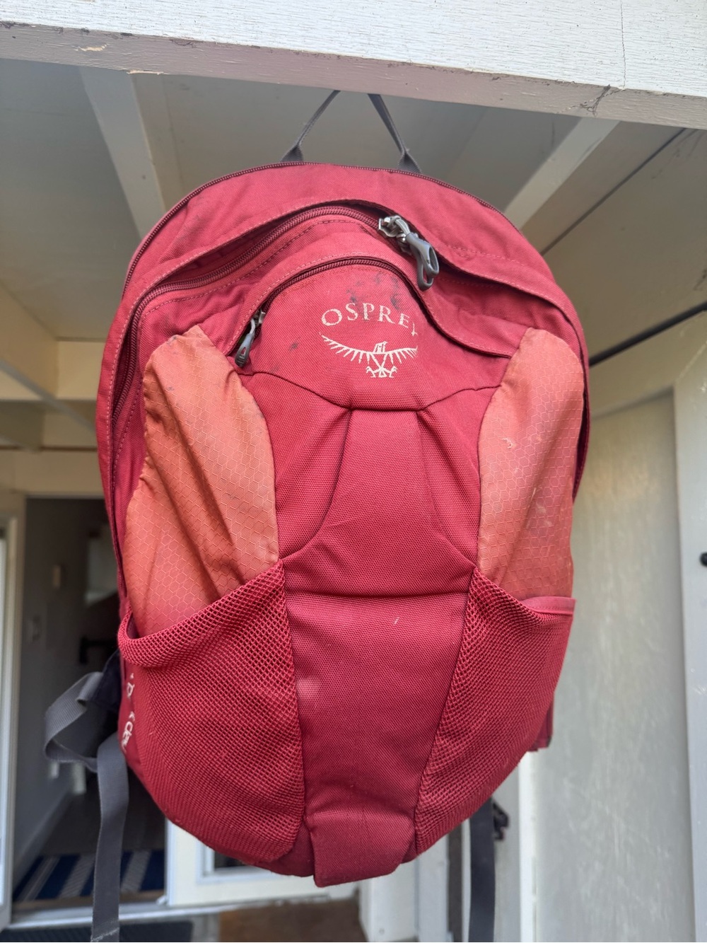OSPREY Fairview Red Travel Backpack 15L Daypack
